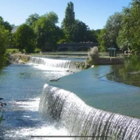 Le Repos Poitevin Atypique Apartment